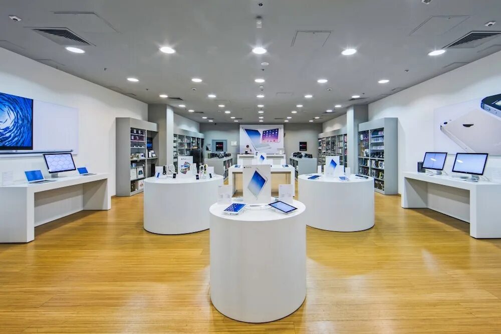 Магазин техники apple store. Салон Apple в Москве. Магазин техники Apple. Эпл стор внутри. Салон эпл.