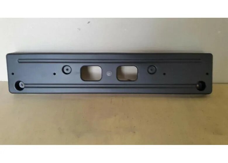 откидные рамки для номеров. откидная рамка номера под лебедку. Gm 95473219. площадка под номер mitsubishi outlander 1. подиум под номерной знак на лачетти 96419891.