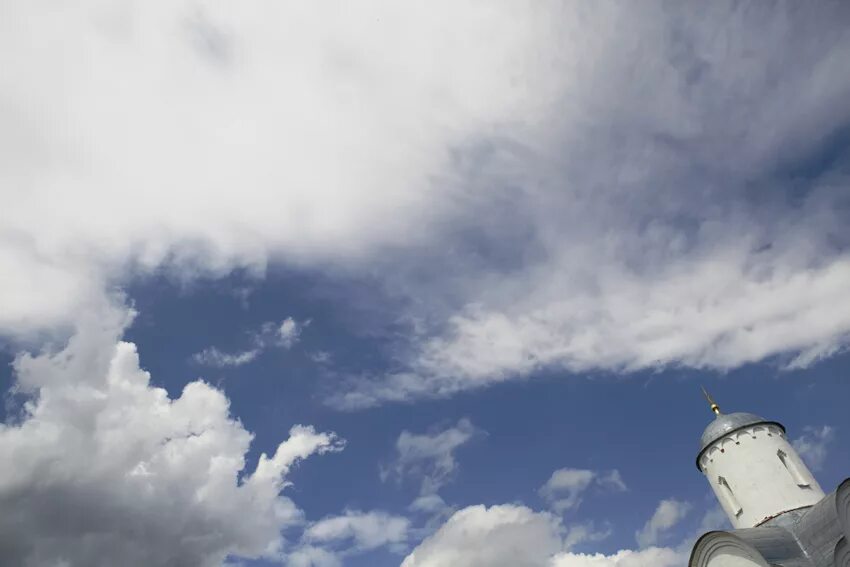 высокое новгородское небо