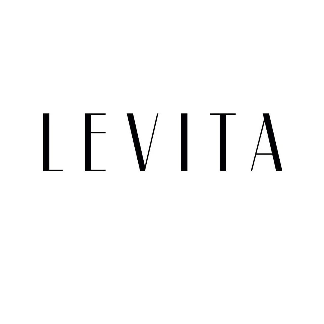 Levita студия растяжки. Студия levita. levita балет. ,левита студия балета левита. студия растяжки levita.