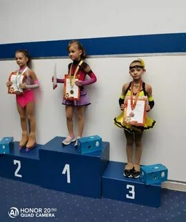 1 место у девочек