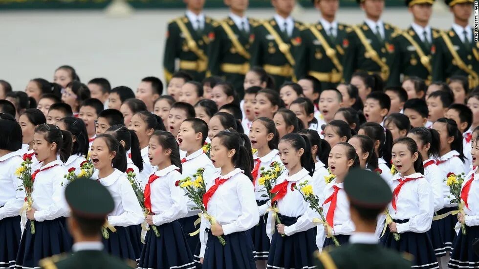 Самый длинный национальный гимн в мире. День знаний в Китае. Северокорейские дети поют. День знаний в Японии. Северная Корея дети поют.