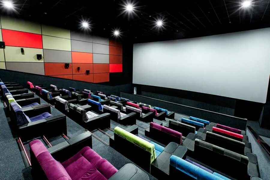 Кинотеатр афиша арбат мираж. Мираж синема европолис залы. Кинотеатр мираж синема спб. Мираж синема зал 2. Мираж синема великий новгород залы.