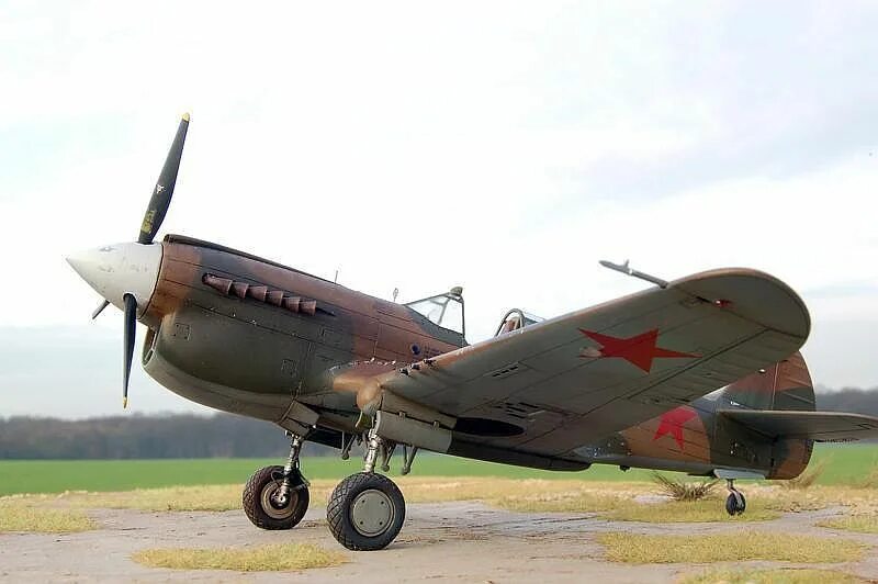 P40s/41. P-40 kittyhawk. Phantom p40. Hobbyboss 1/72 p-40 tomahawk. P40e warhawk.