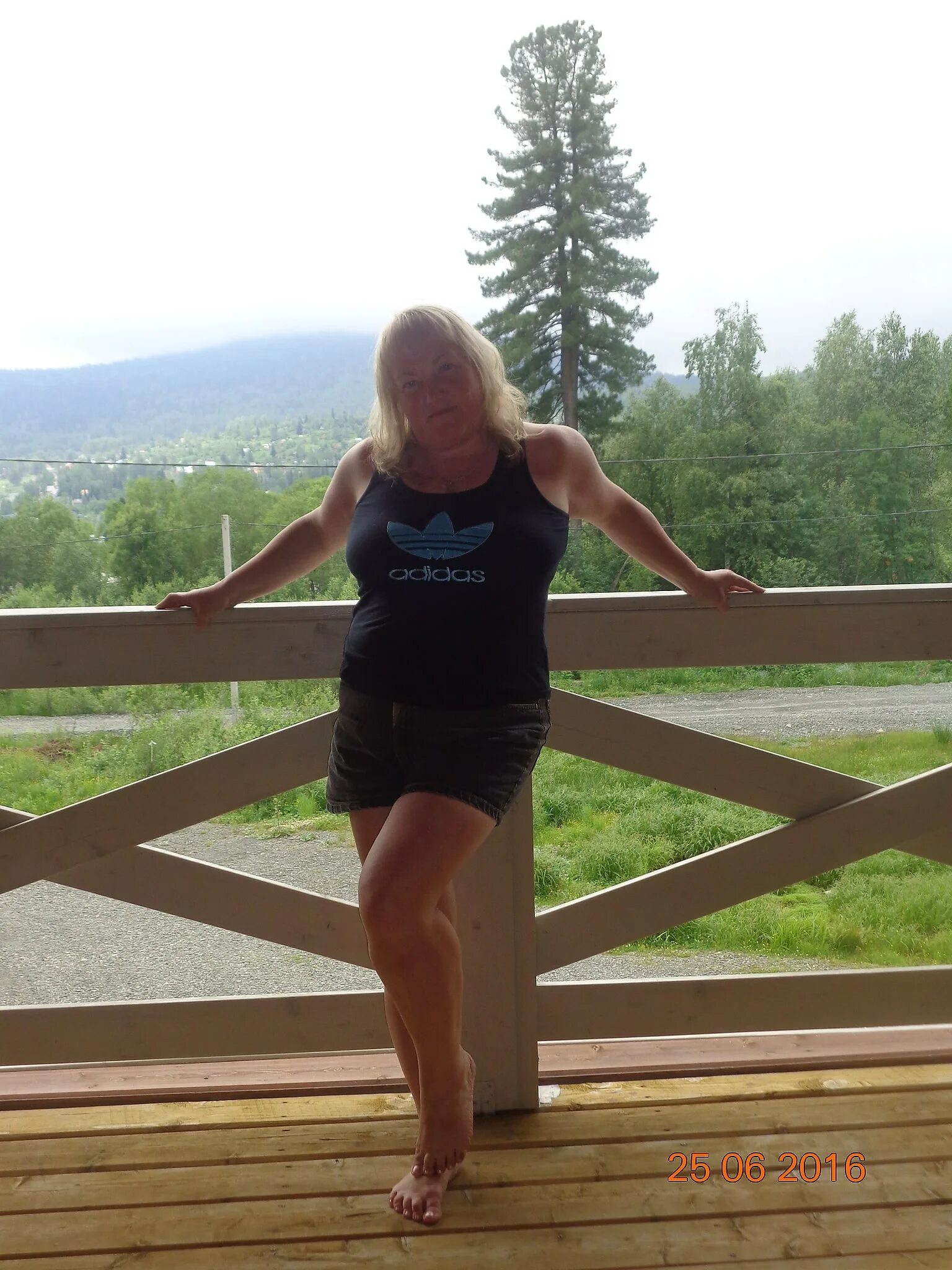 Дамы в новокузнецке. Ищет женщина новокузнецк. Ищет женщина новокузнецк франт. Ищет женщина новокузнецк франт. Женщины новокузнецка.