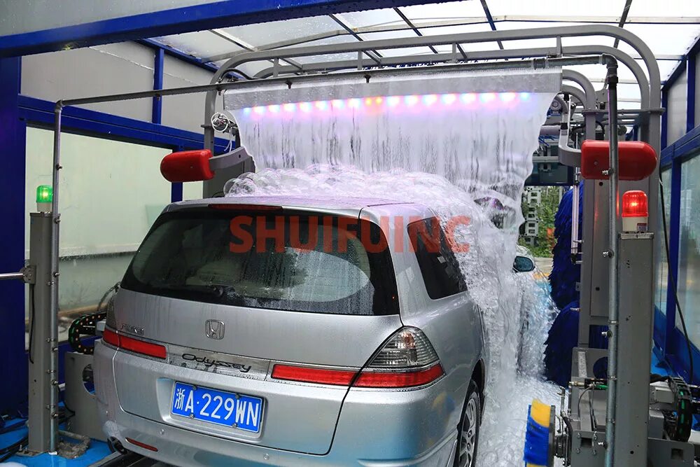 Автомойка самообслуживания car Wash. Автоматическая мойка самообслуживания. Бесконтактная мойка ВАЗ 2114. Мойка самообслуживания пена.