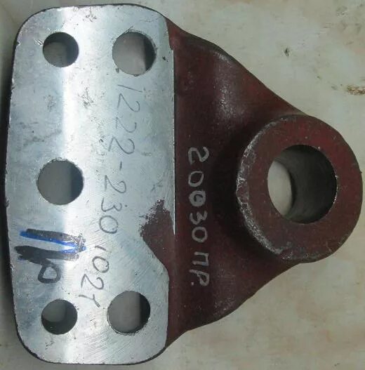 Кронштейн отвала мтз 82. 00001усб навеска. Кронштейн крепления гидроцилиндра отвала. Кронштейн отвала мтз 82. Кронштейн крепления гидроцилиндра отвала.