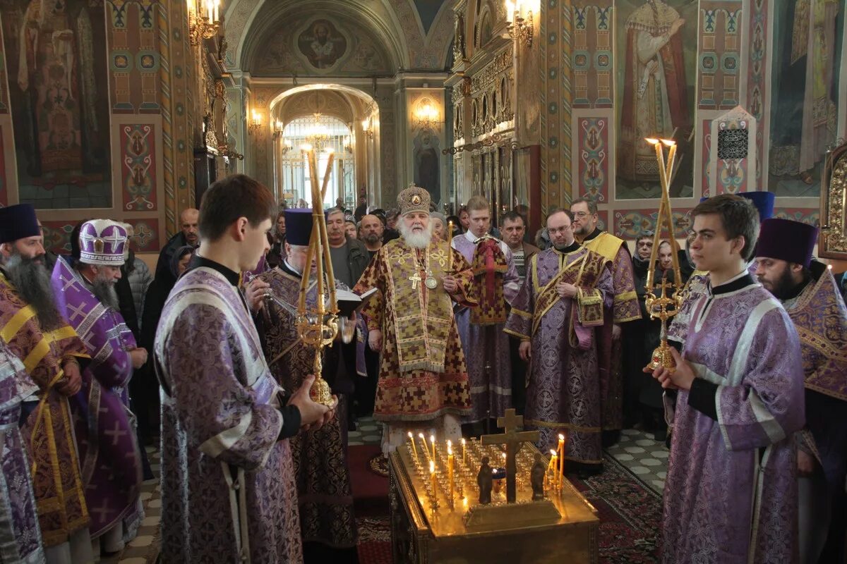 Церковь всех скорбящих радость на большой ордынке в москве. Расписание богослужений в храме всех скорбящих радость. Храм на ордынке всех скорбящих радость духовенство. Расписание служб в храме всех скорбящих. Расписание богослужений в храме всех скорбящих радость.