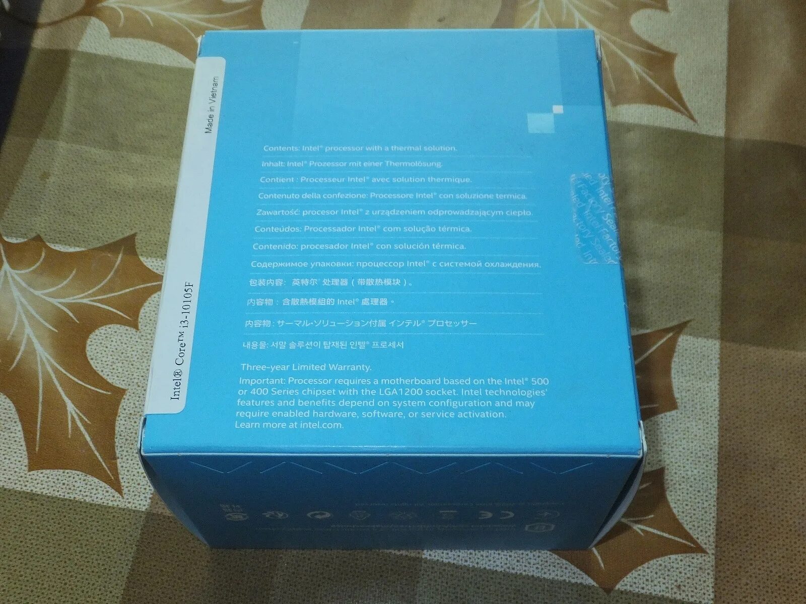 Intel r core tm i3 10105f. Процессор intel core i3-10105 box. i3 10105f. коробка от процессора интел. core i3-10105f.