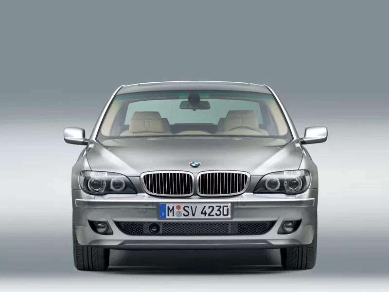 Авито купить бмв 7. BMW 750li e65. BMW 7er IV (e65/e66) Рестайлинг. BMW 7 Series (e65/e66). BMW e65 Рестайлинг.