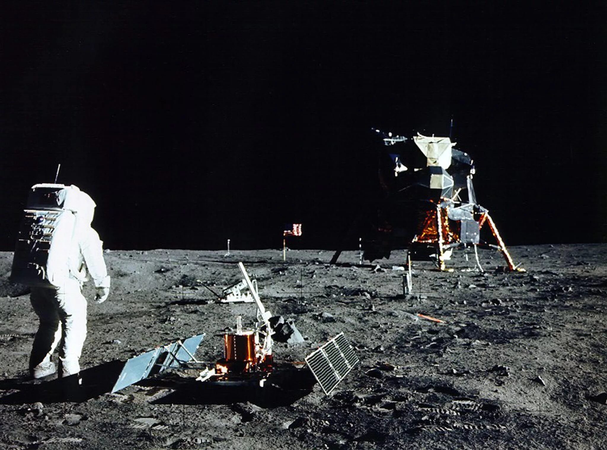 State moon. Аполлон 1969. Лунный модуль корабля Аполлон 11 НАСА. Аполлон 11 1969.