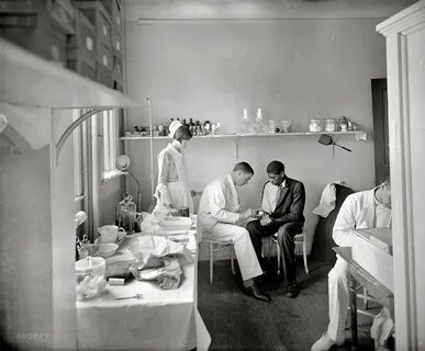 "Garfield Hospital, Washington" circa 1924. National Photo Co. Vintage nurse, Em