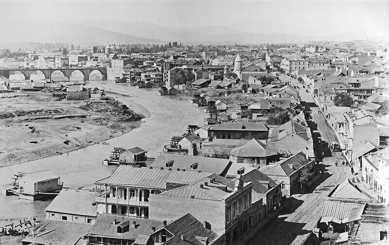 Сайт г старый. Тбилиси 19 века. Тбилиси кура старый город. Тбилиси 30-е годы. Тбилиси в 80-е годы ХХ века.