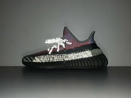 Yeezy boost 350 v2 reflective