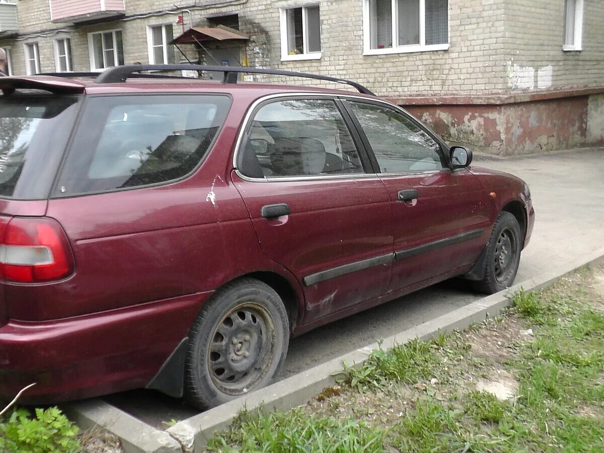 Сузуки Балено 1999 универсал. Сузуки Балено 1999. Suzuki Baleno универсал. Сузуки Балено 2001 универсал.