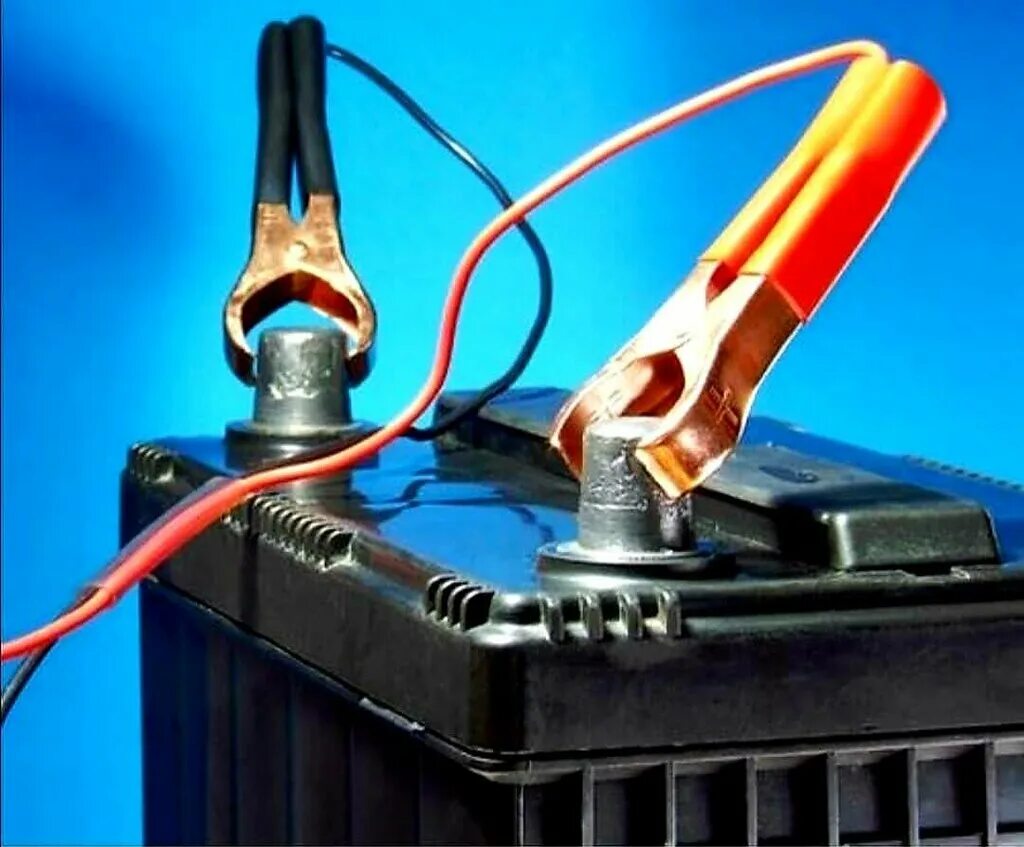 зарядка акб бп от ноутбука. помогает ли зарядка аккумулятора. зарядка аккумулятора как правильно зарядить аккумулятор 12 вольт. схема подключения пускового устройства к аккумулятору автомобиля. помогает ли зарядка аккумулятора.