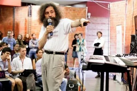 Биологи михаилы