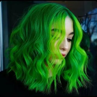 Тёмно зелёный цвет волос (78 фото)