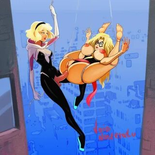 Captain Marvel fucked by Futa Spider-Gwen.