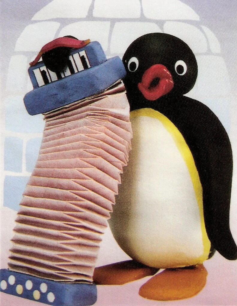 Пингу 3. Pingu Пингвин. Пингу игрушка. Пингу художник.