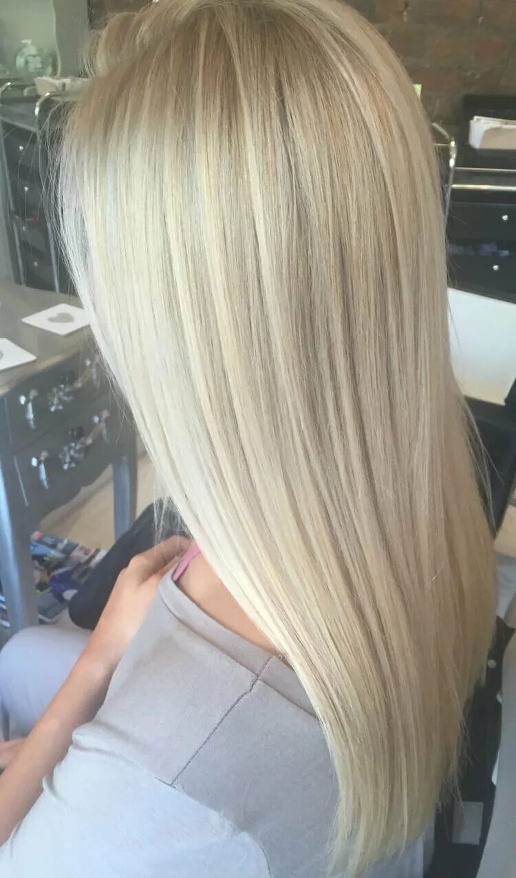 Instagram Blonde hair with highlights, Blonde hair color, Clip in hair extension