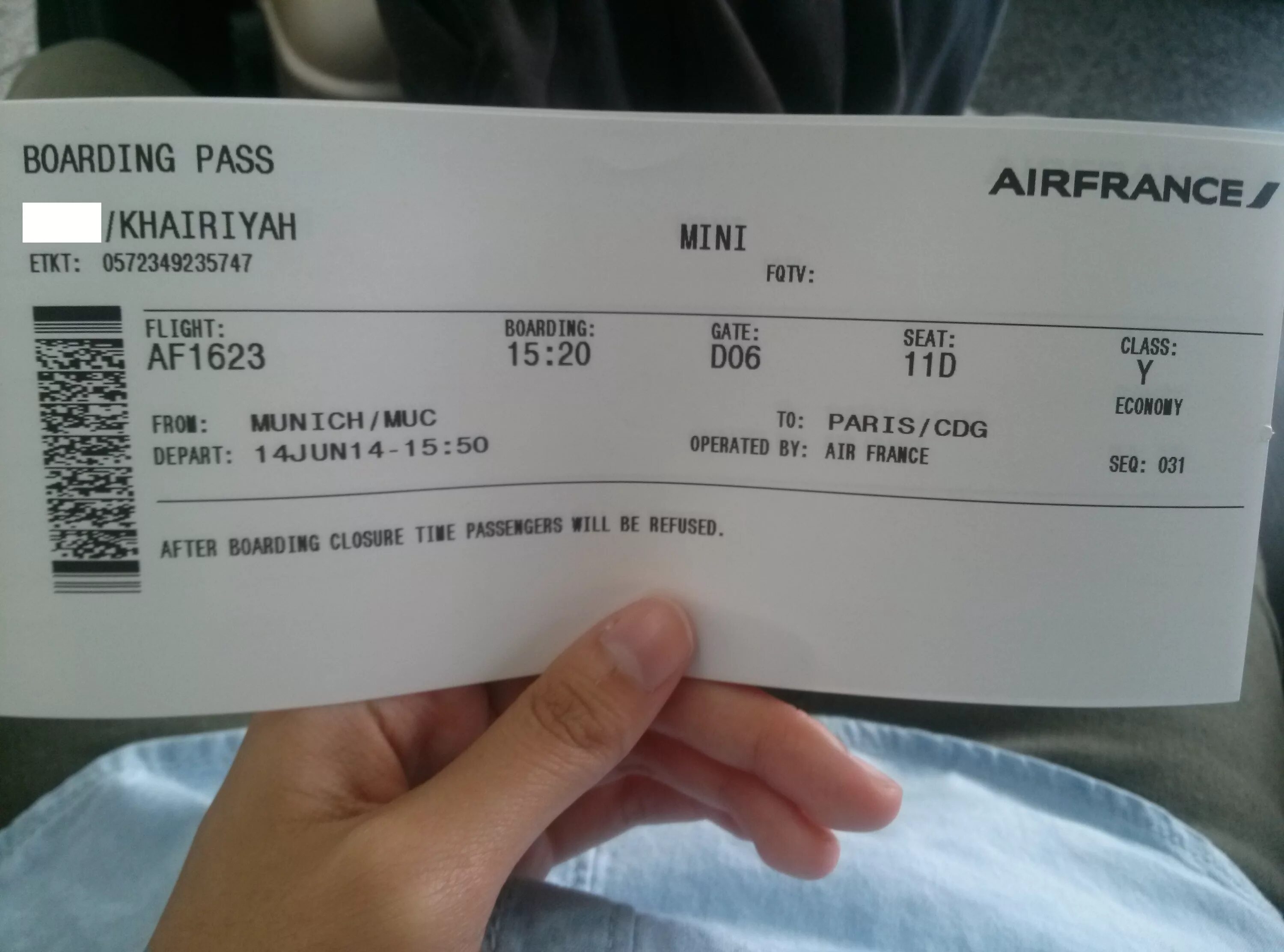 Рейсы самолетов из москвы. Билеты на самолет в париж. Air france билеты. 2 билета в париж. Билеты во францию из москвы.