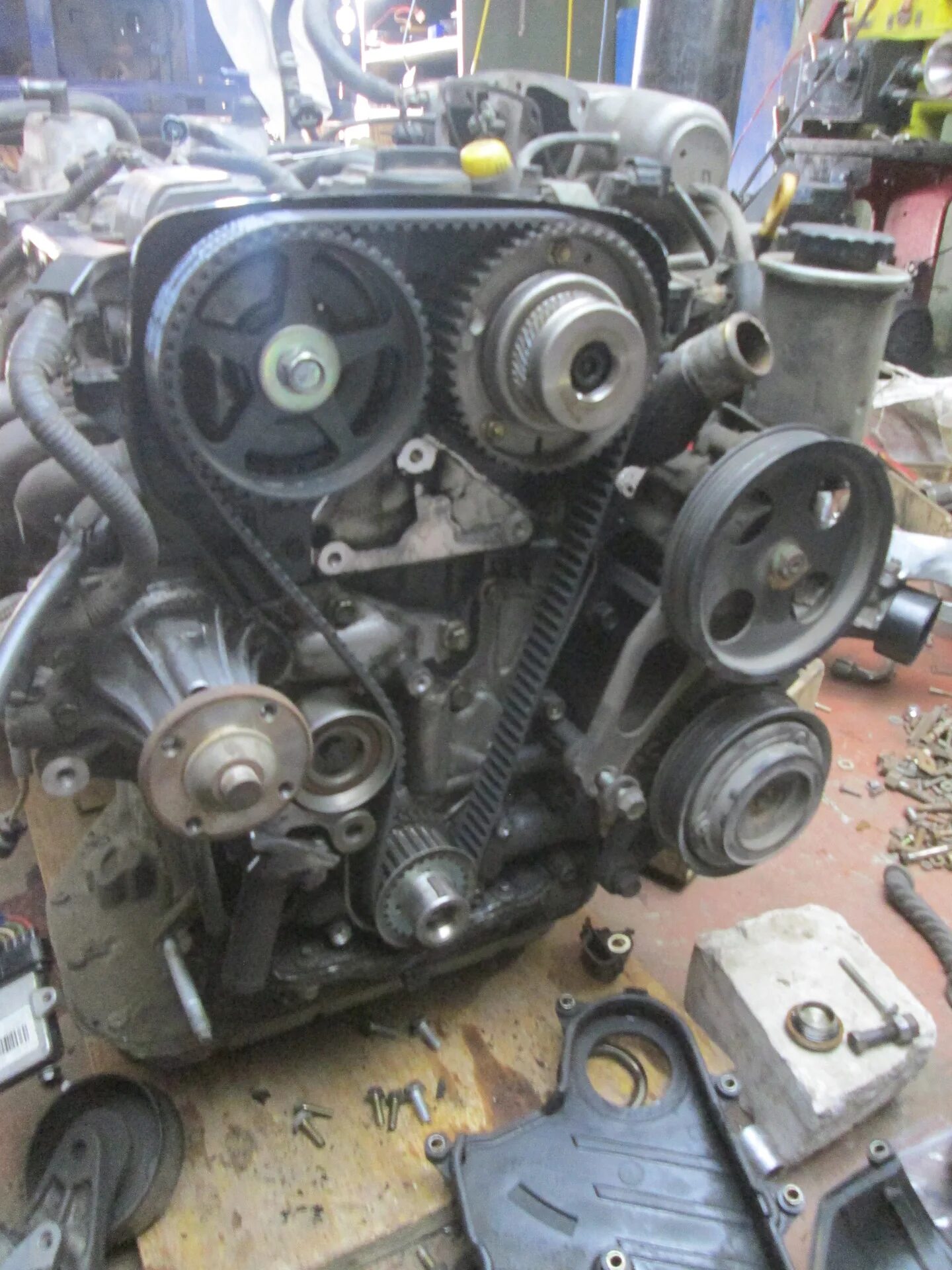 Грм 1jz ge vvti. Ремень грм 1jz ge vvti. 2jz ge vvti грм. натяжитель ремня грм 1jz-ge. метки ремня грм 1jz ge.