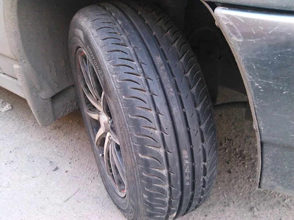 Краснодар шины 14. Kumho Ecsta SPT ku31. Автомобильная шина Kumho Ecsta SPT ku31 285/30 r20 99y летняя. Автомобильная шина Kumho Ecsta SPT ku31 255/30 r19 91y летняя. Автомобильная шина Kumho Ecsta SPT ku31 275/30 r20 97y летняя.