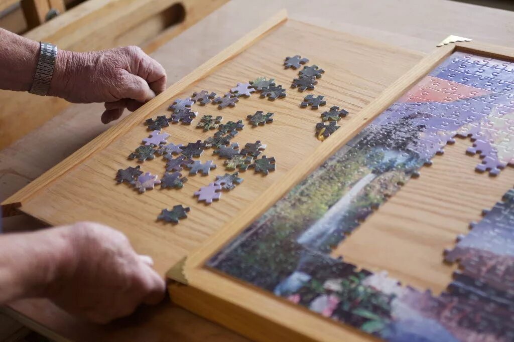 Puzzle board. Puzzle board доска для пазлов. пазл раскидка деревянный. собирать пазлы на доске.