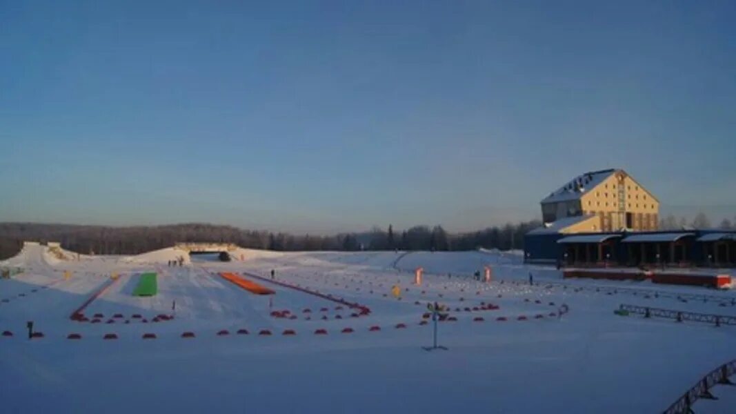 Гостиничный комплекс олимпиец сыктывкар. Стадион раисы сметаниной. Стайки олимпийский спортивный комплекс минск. Центр подготовки в сметанино. Сметанино лыжная база верховажье.