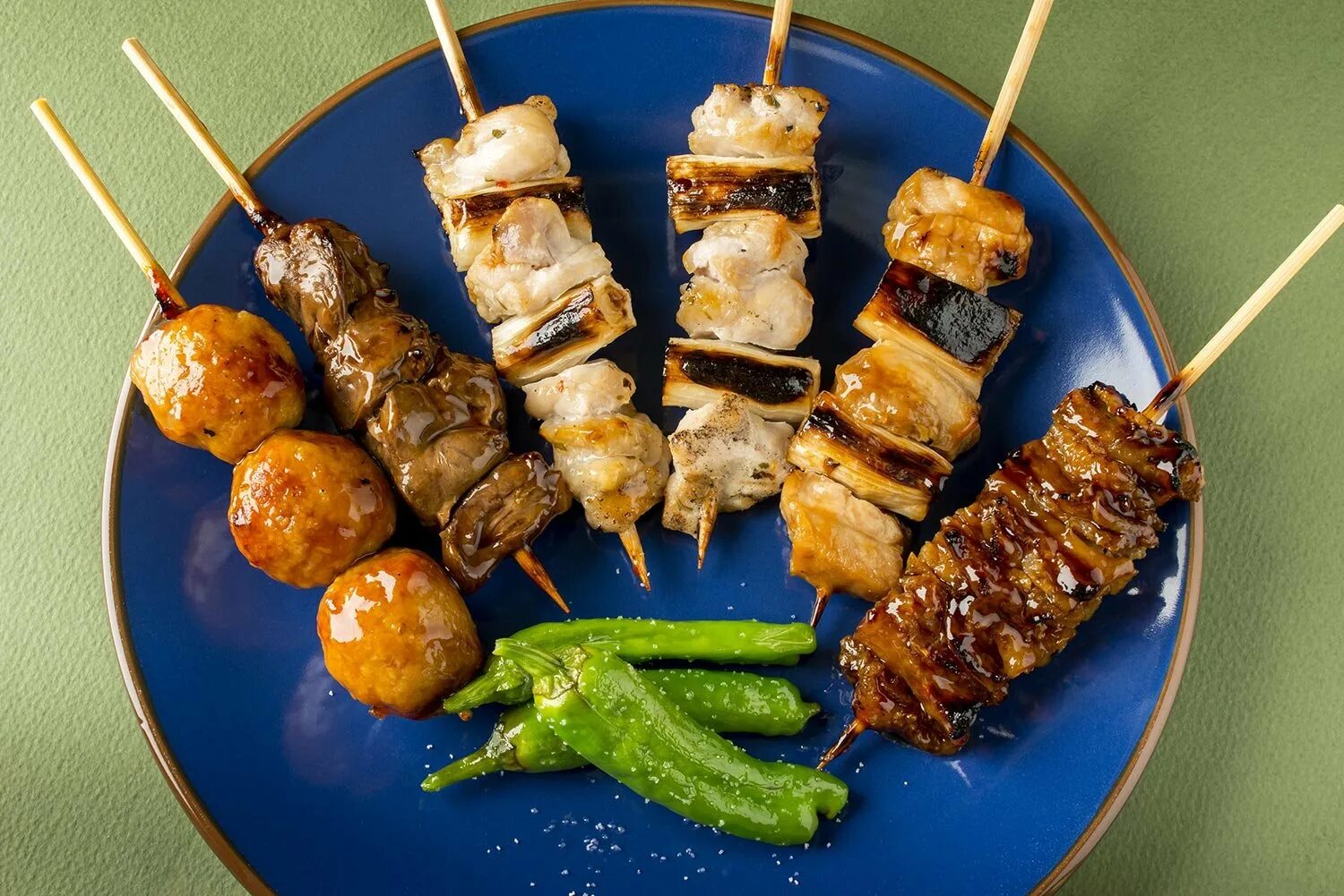 Японские шашлычки якитори. Якитори / Yakitori. Якитори терияки. Куриные шашлычки якитори. Мини шашлык