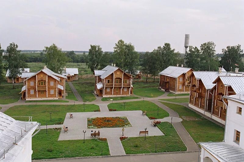 Дивеевская слобода отзывы. Дивеево отель дивеевская слобода. Дивеевская слобода. Дивеевская слобода дивеево. Слобода дивеево.