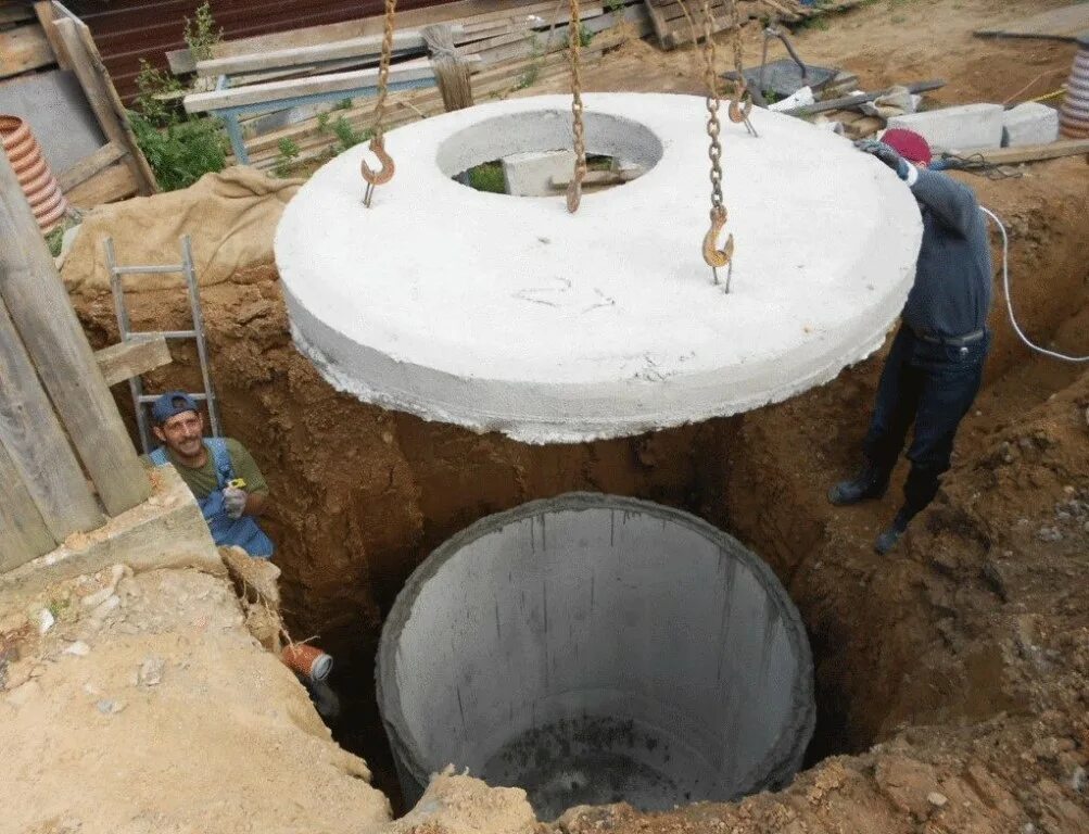 Монтаж жб колец. Септик из жб колец кс 20. септик на 6 колец. бетонный колодец. бетонные кольца для септика.