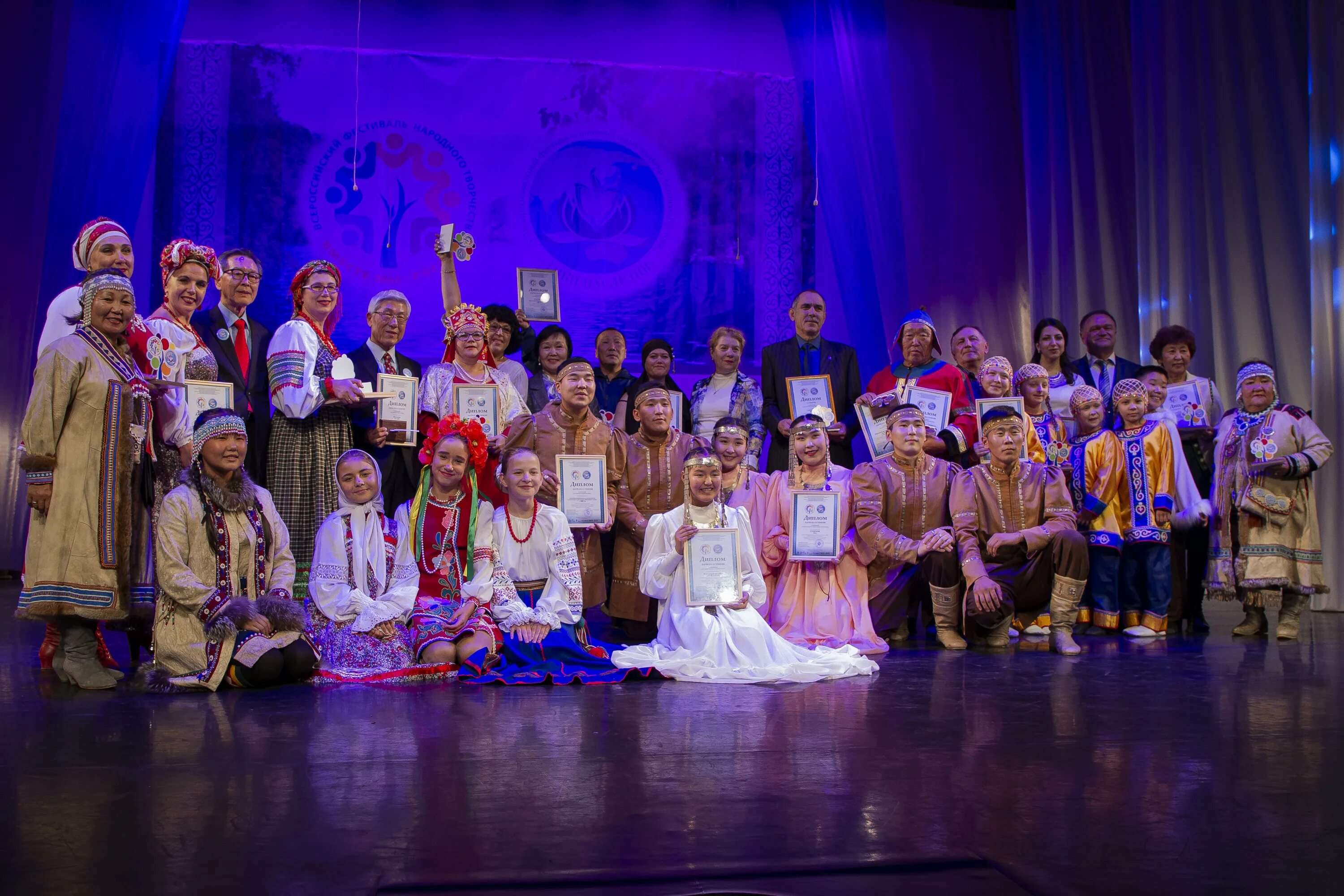 лики востока