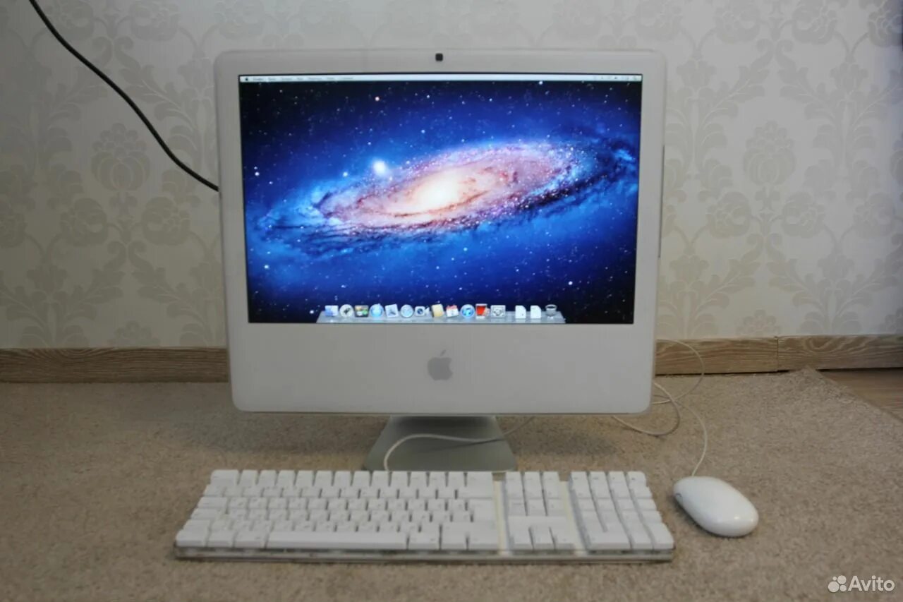 2007 через компьютер. Imac 2007. apple imac 2007. imac 20 2007. компьютер 2007 года.