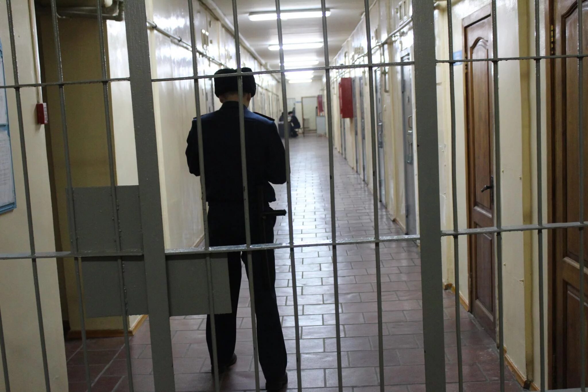 Содержание под арестом