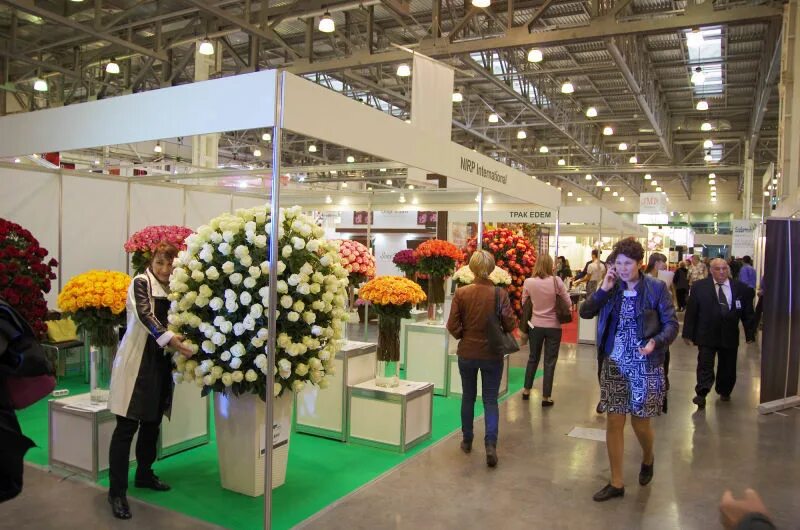 Твц крокус. Выставка Flowers Expo 2020. Выставка Крокус Экспо 2024. Выставка Цветочная в Крокус Экспо. Выставка цветов в Крокус Экспо 2022.