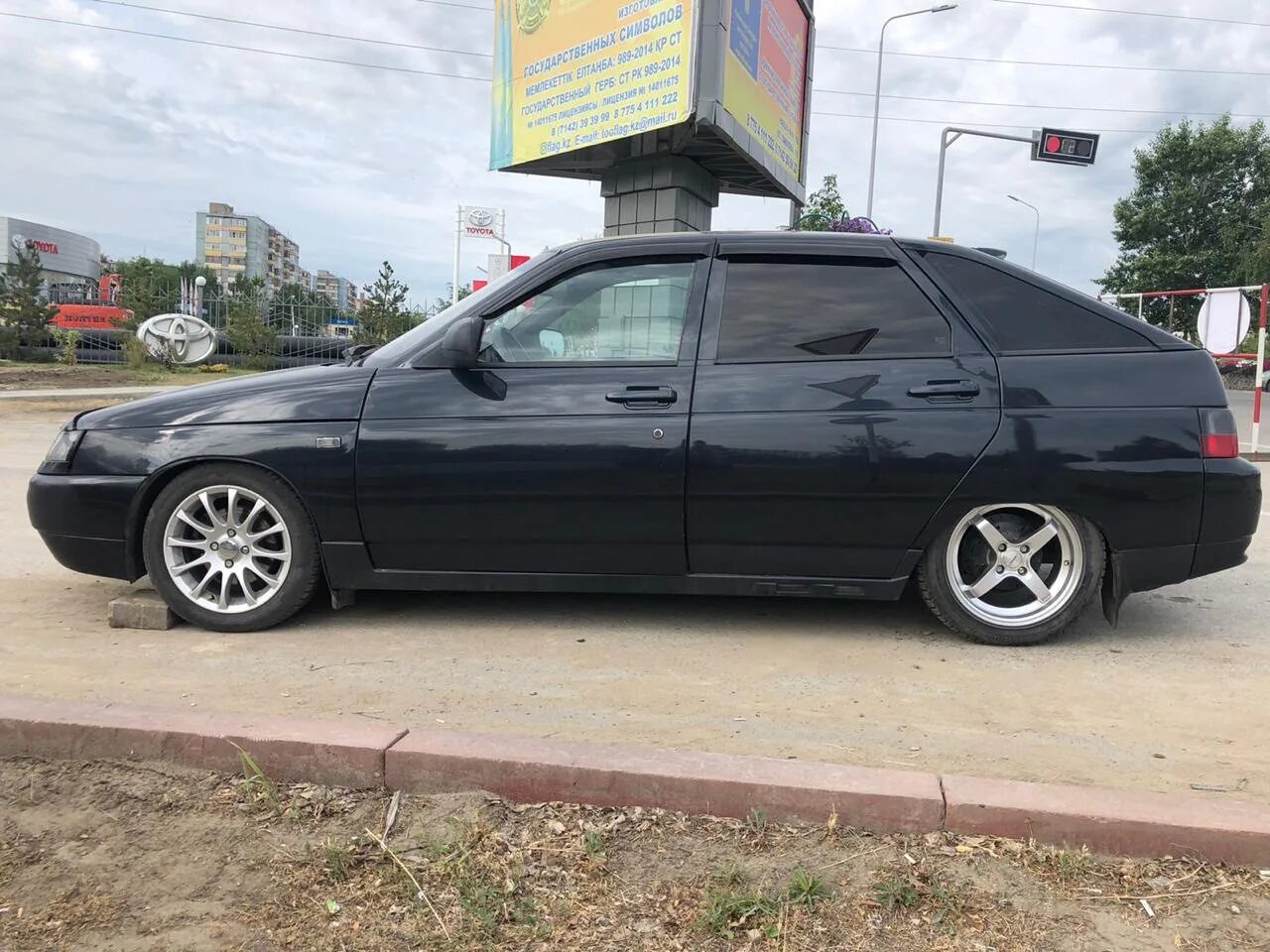 Посадка: перед без пружин, зад на 5.5 Lada 21104, 1,6 л, 2005 года тюнинг DRIV