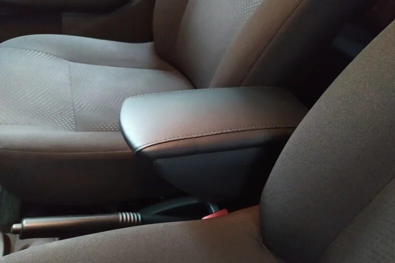 Подлокотник ниссан альмера классик. Подлокотник центральный nissan almera classic b10. Подлокотник nissan almera g15. Подлокотник ниссан альмера классик. Подлокотник ниссан альмера классик.
