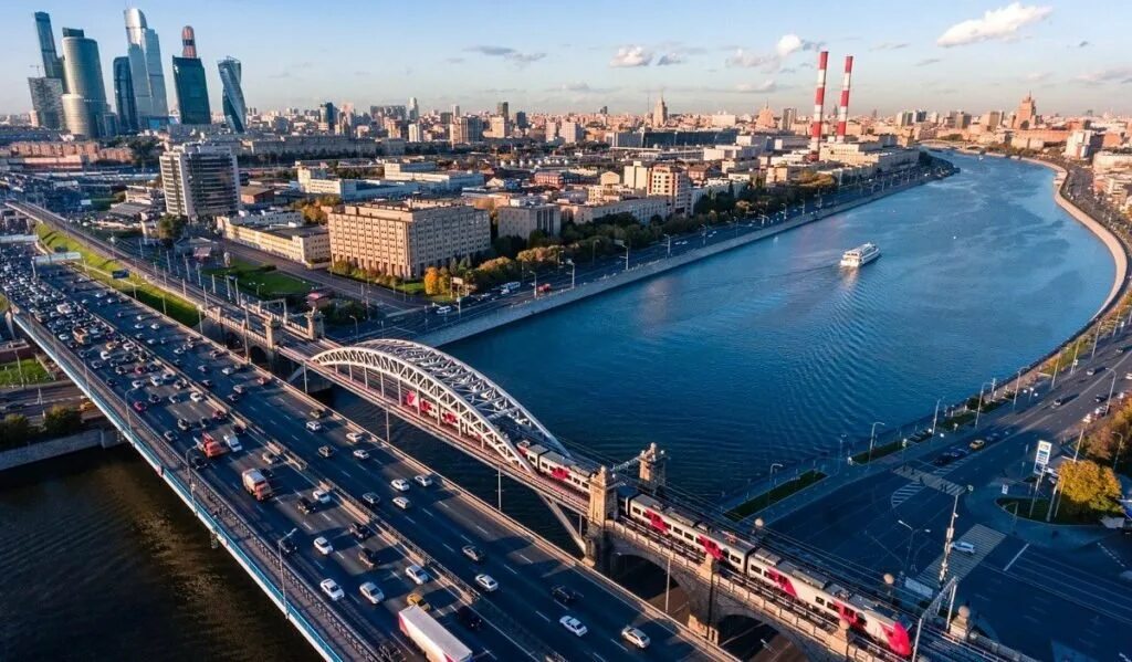 Most interactive. Москва. Красивые виды Москвы. Красивые виды Москва река. Вид на Москву реку.