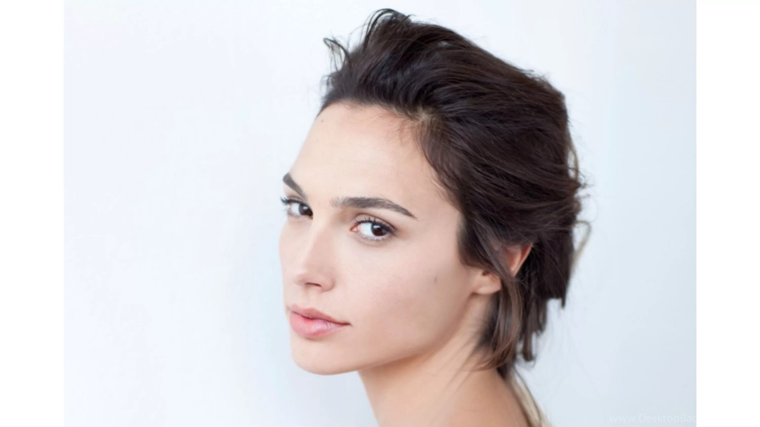 Галь гот. Ю галь. Актриса gal gadot. Галь гадот лицо. Галь гадот.