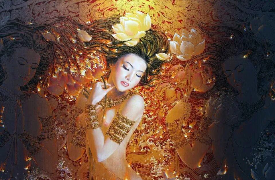 Ты создана из огня ты соткана. Художник chatchawan rodklongtan. ты соткана из огня. картина тайланд. живопись декоративное искусство тайланда женские образы.