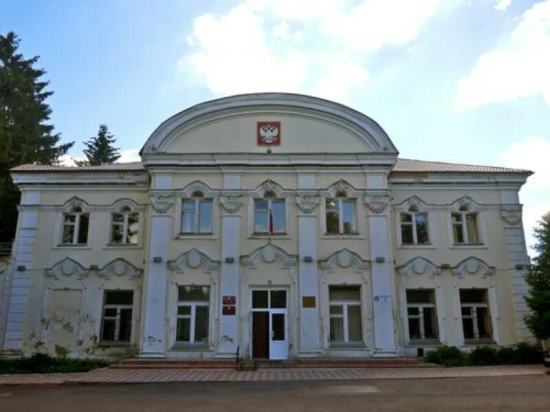Дом левшиных. Усадьба левшиных в хомутовке. усадьба левшиных курская область. усадьба левшиных посёлок хомутовка.