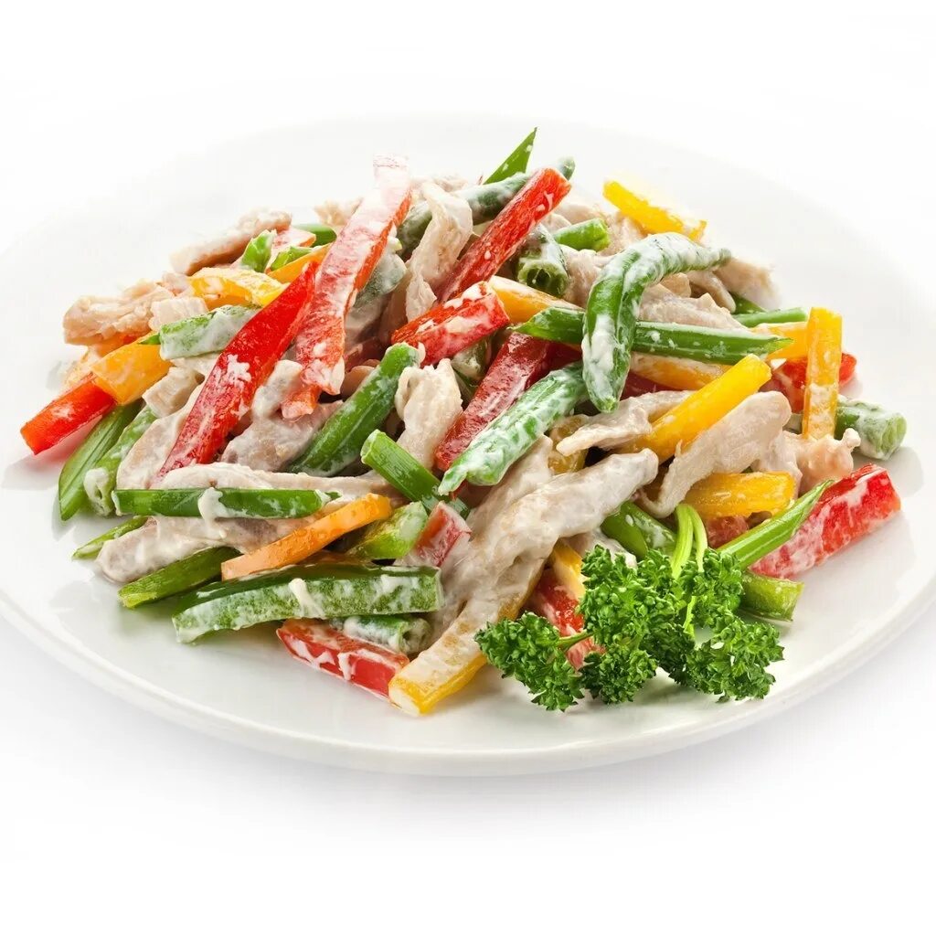 салат с копченой курочкой. салат. салат с сельдереем и болгарским перцем. салат с куриной грудкой и перцем. тори кунсей сарада.