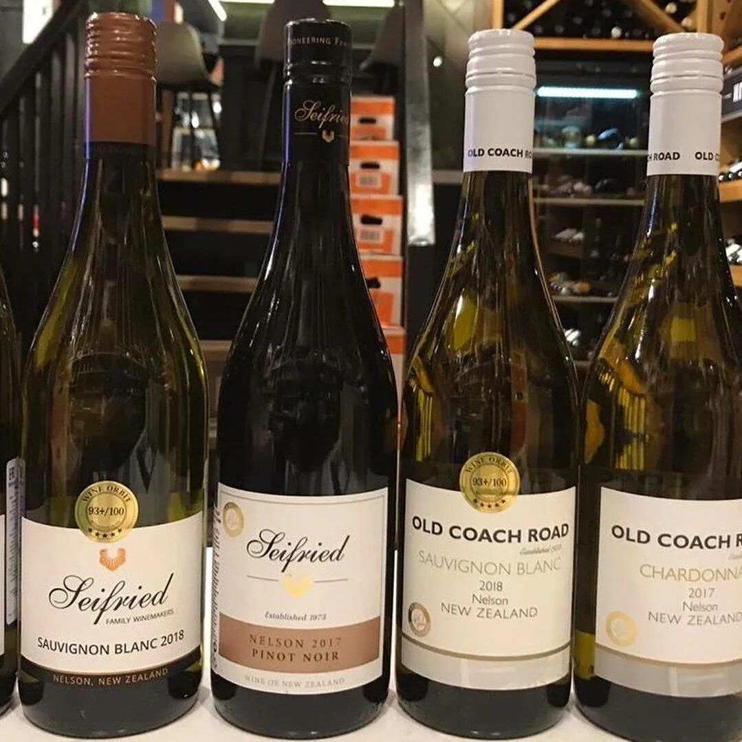 Вино new zealand. Новозеландский совиньон. Вино new zealand sauvignon blanc. Вино новая зеландия совиньон блан. Вино hans greyl sauvignon.