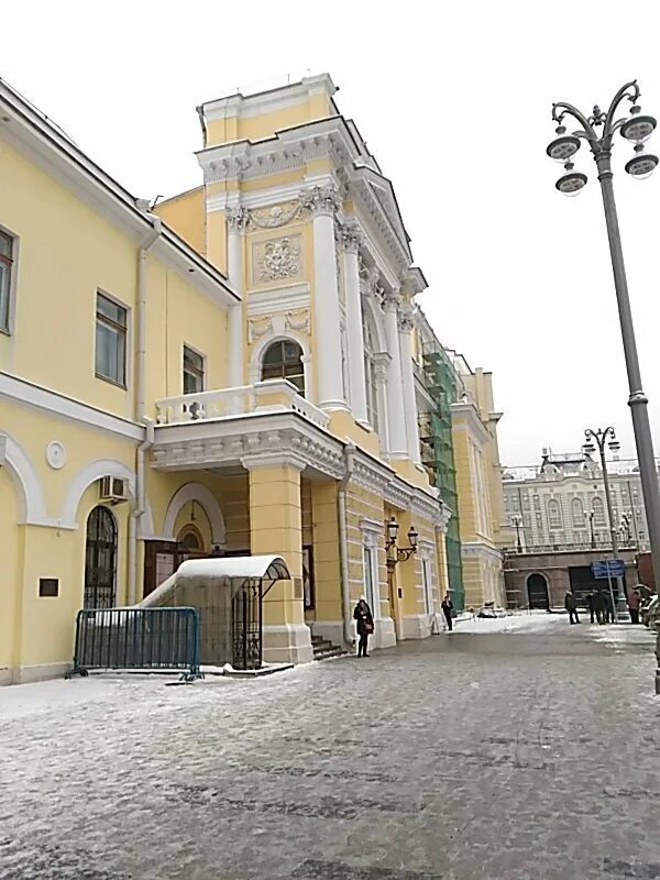 Камергерский пер., 3, стр. 1, Москва. Камергерский переулок Москва. Москва МХАТ им Чехова Камергерский. Театр Чехова Москва.