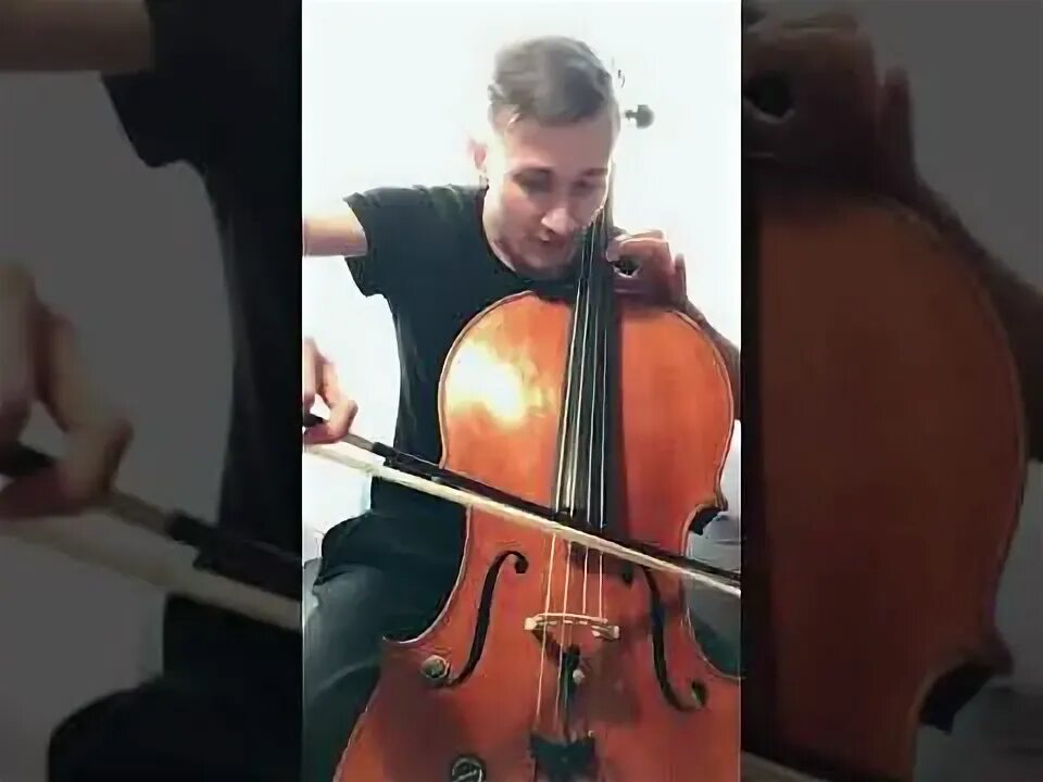 Rock cellos концерт. Михайлов станислав виолончелист. Каверы на виолончели. Весперчеллос группа. Игра на рояле,баяне ,виолончели картинки.