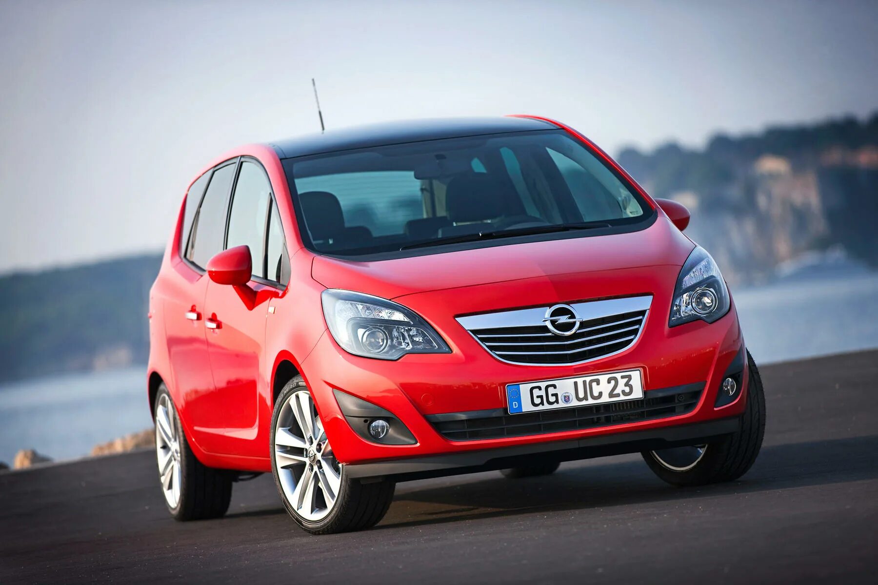 Коды опель мерива б. Opel Meriva 2010. Opel Meriva 2 поколение. Опель Мерива 2014. Opel Meriva 2012.