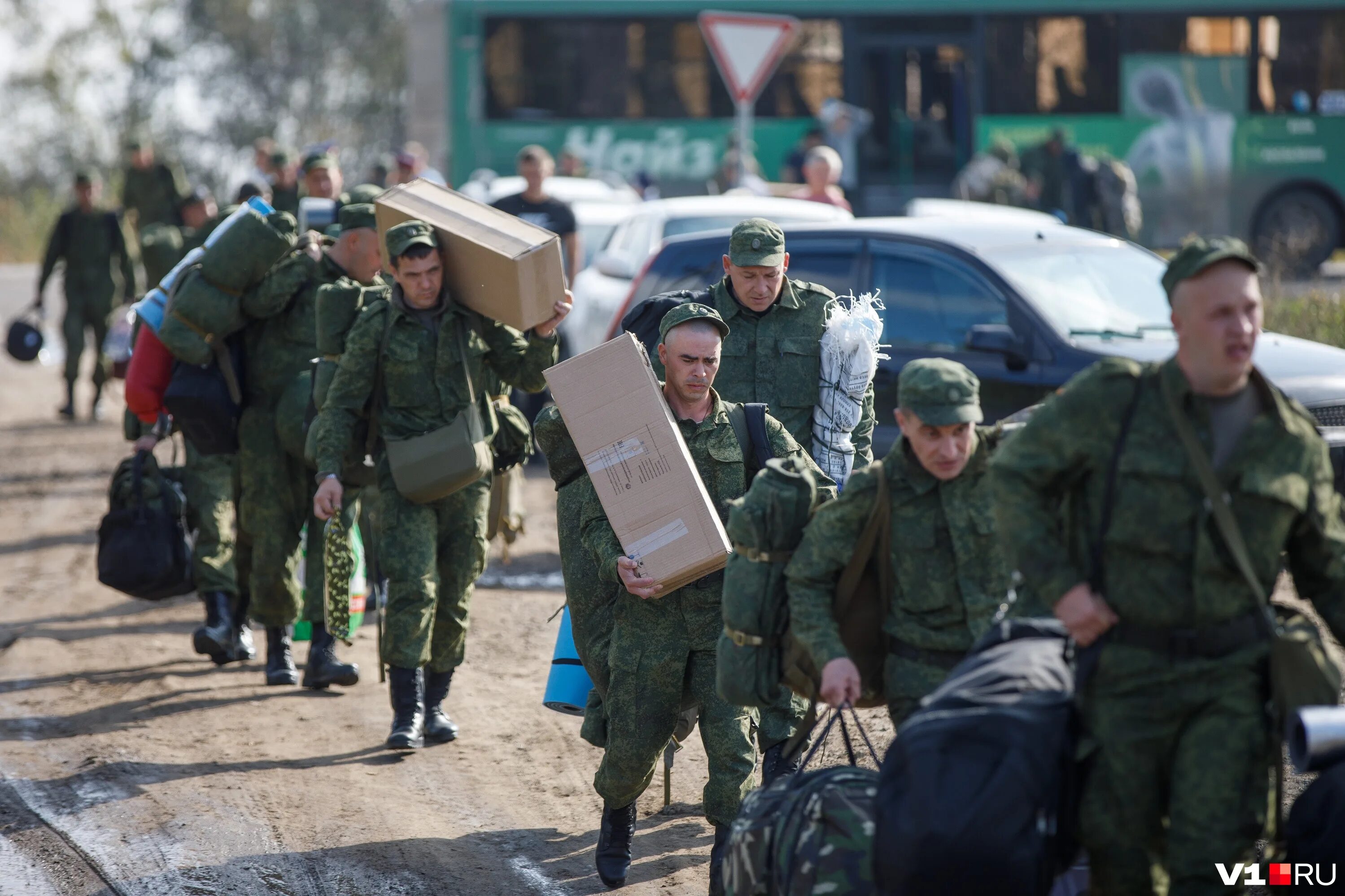 Тревога мобилизации. Российские военные эксперты. Военная мобилизация в Украине. Мобилизация 2022. Военная полиция России на Украине.