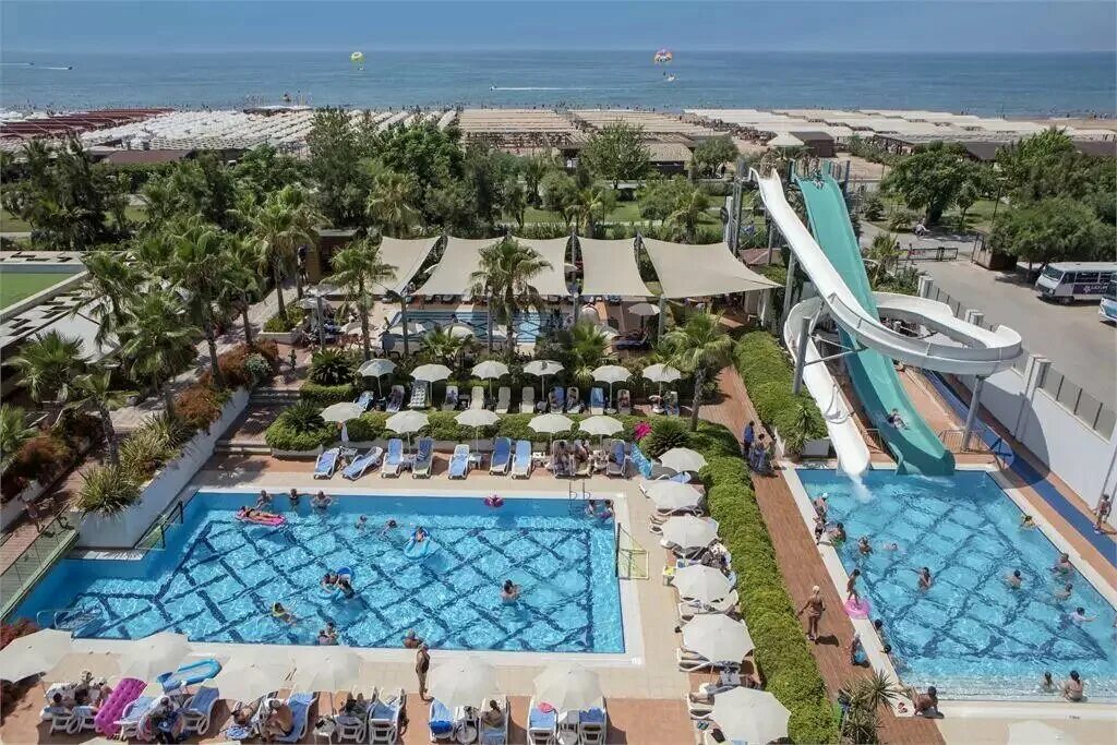 Greenwood kemer resort cesars side. Отель турции arnor deluxe. Отель aska lara resort spa 5. Отель mc arancia resort hotel 5*. Отель liberty fabay фетхие.